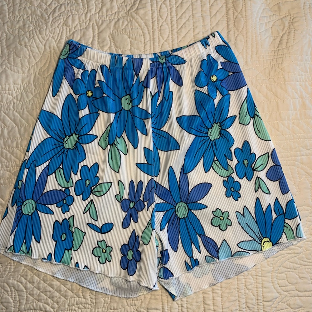 Floral Blue Women's Shorts